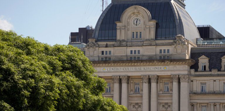 lkTpoHeO7_1256x620__1