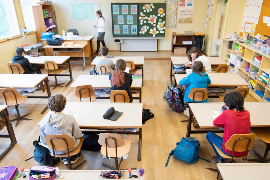 clases-educacion-1024x682