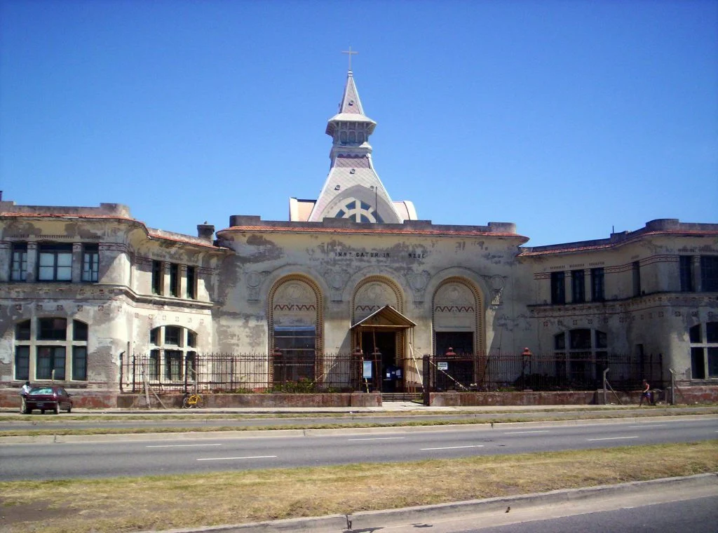 Instituto_Saturnino_Unzué_Mar_del_Plata_Argentina-1024x760