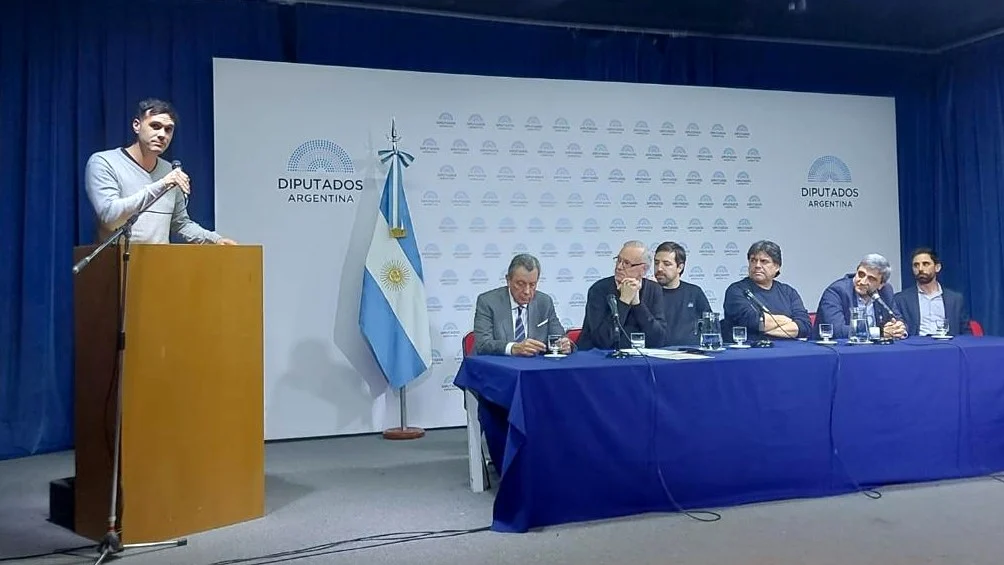 Mar-Chiquita-apoyó-en-el-Congreso