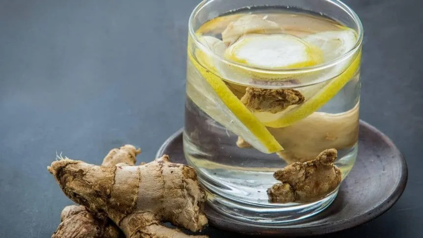agua-con-limon-y-jengibre_862x485