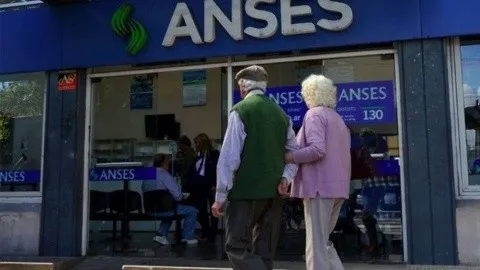 jubilados_y_pensionados.jpg_186469708
