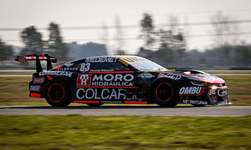 Facundo-Ardusso-Chevrolet-Camaro-Test-La-Plata-TC-2024-3-800x480