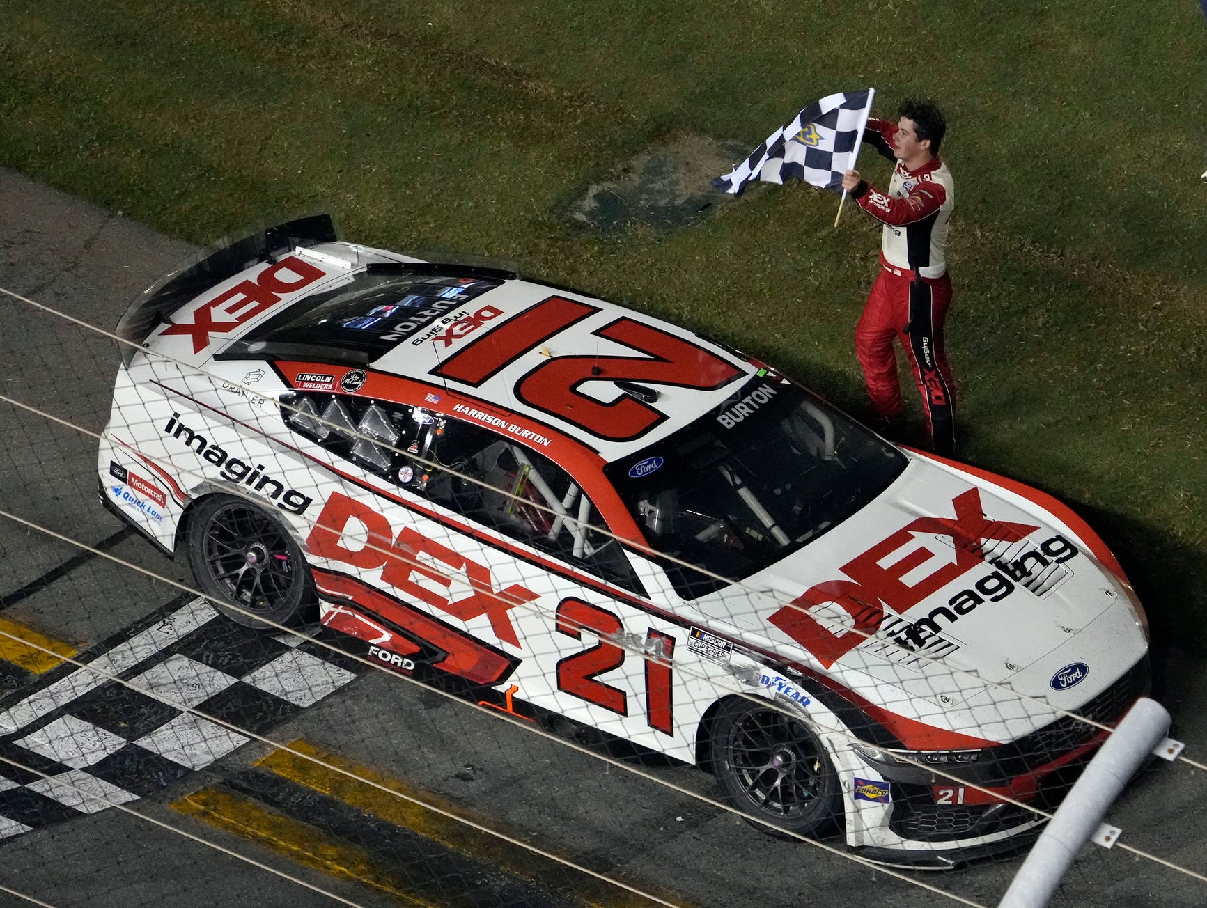 74941762007-coke-zero-win-03