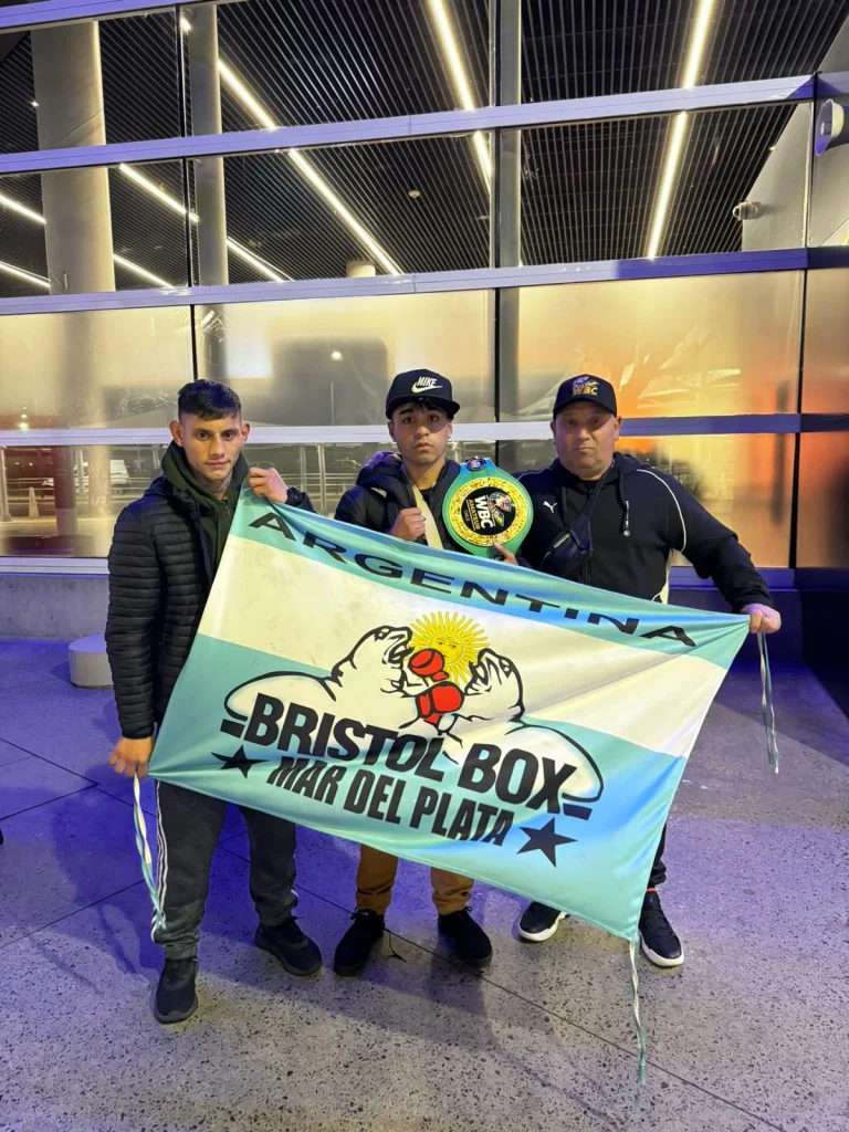 boxeadoresdoval-768x1024