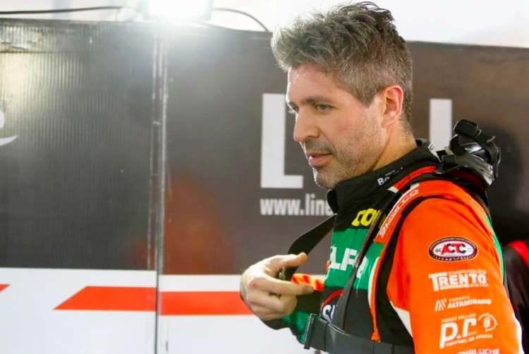 Castellano-en-boxes-de-TC