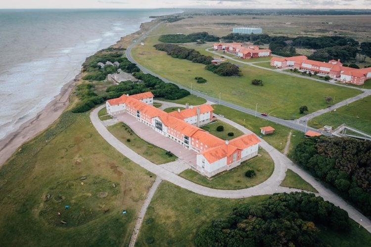 HOTELES-CHAPADMALAL-575-750x500