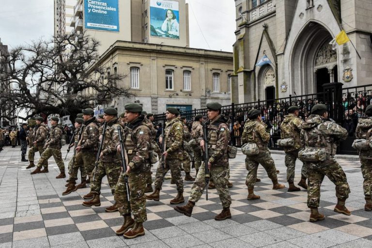 CAMBIO-GUARDIAS-24-1024x683