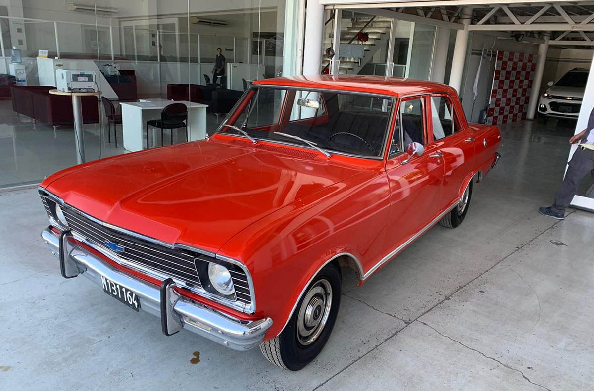 chevrolet-400-auto