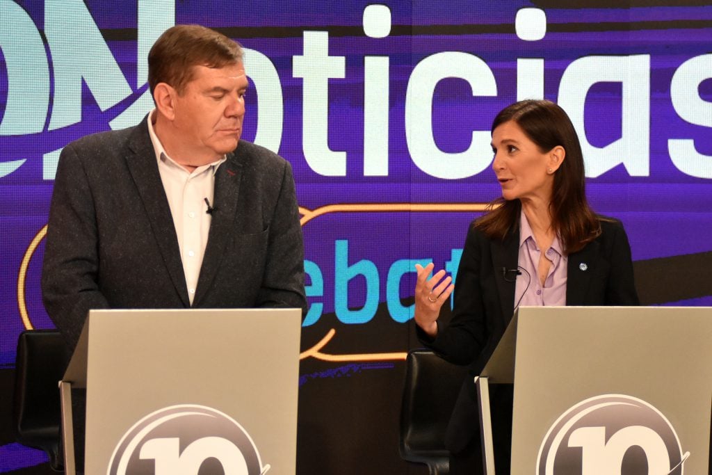 debaten