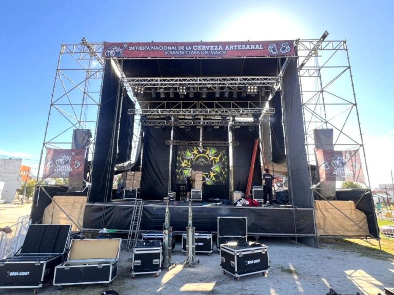 Escenario-Fiesta-Nacional-de-la-Cerveza-Artesanal-1024x768