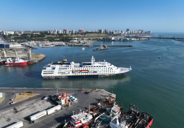 crucero_Hamburg_puerto_Mar_del_Plata-1024x767