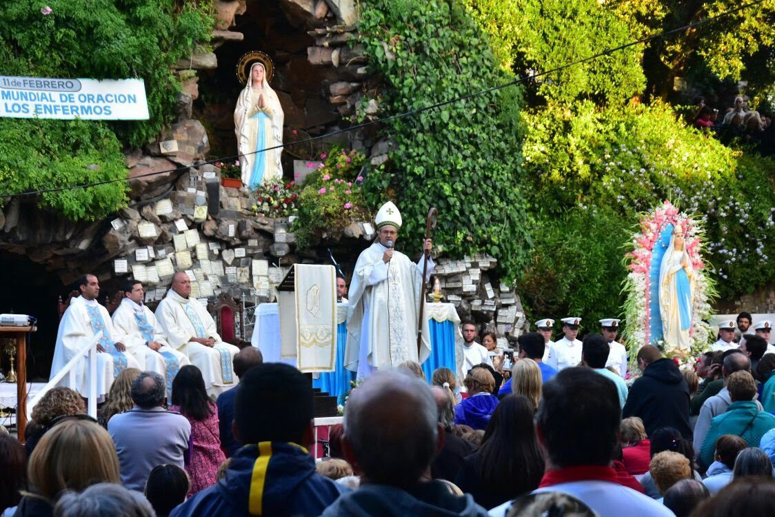 Lourdes1
