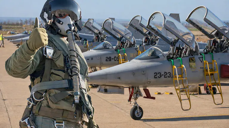 es-oficial-el-ministerio-de-defensa-anuncio-que-en-los-proximos-4-anos-compraran-nuevos-aviones-para-reforzar-la-flota-nacional-OTJZH7BWSRF3NPR5AUJIK4Y7ZA