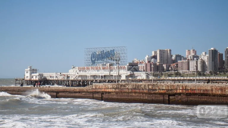 Primavera-clima-sol-Mar-del-Plata-ciudad-muelle-de-los-pesacdores-5058