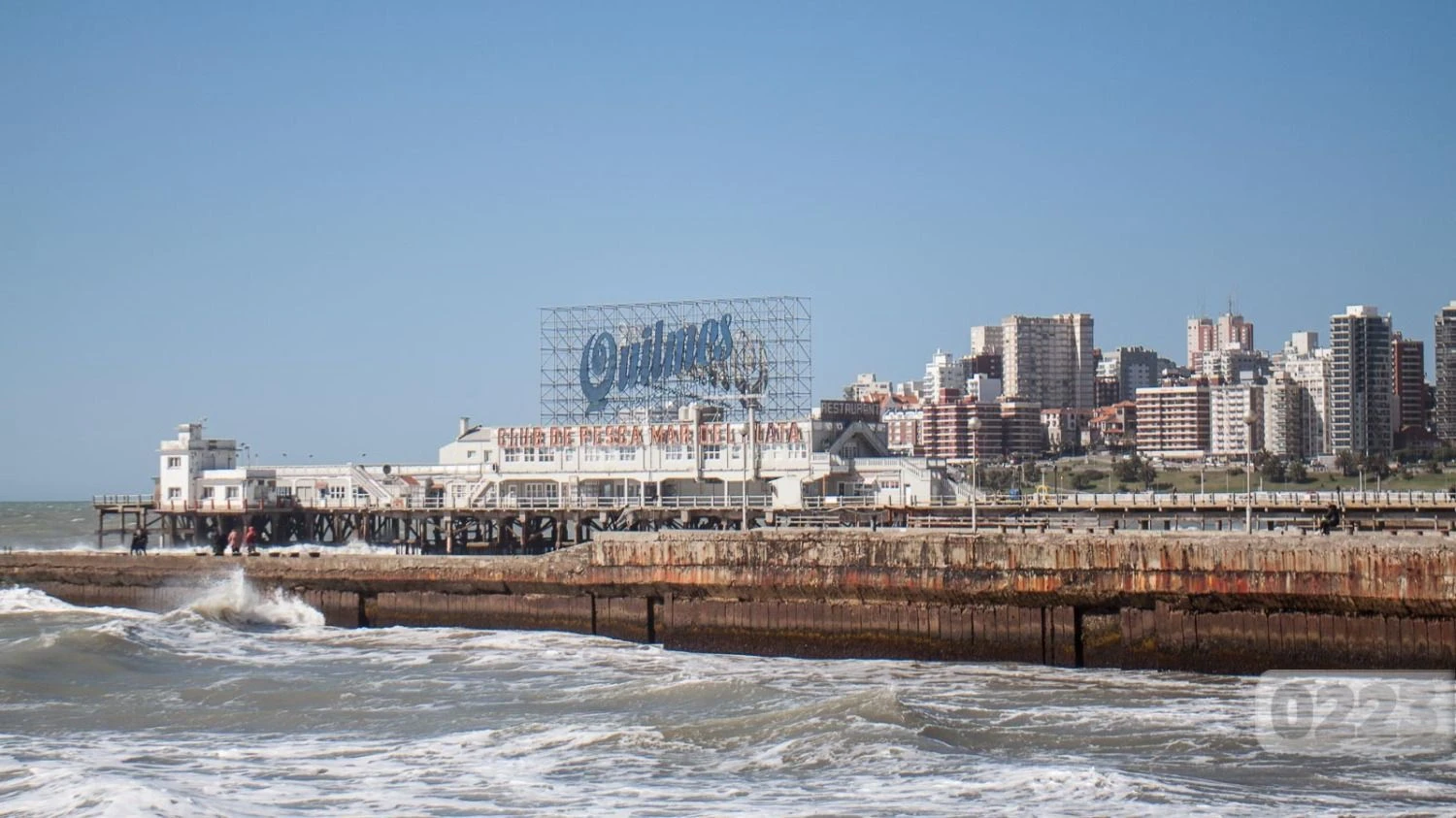 Primavera-clima-sol-Mar-del-Plata-ciudad-muelle-de-los-pesacdores-5058